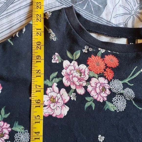 H&M DIVIDED Floral Cotton Cropped Light-weight Long Sleeve size medium - Picture 9 of 9